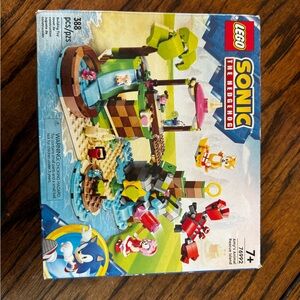 NIB LEGO Sonic the Hedgehog – Amy’s Animal Rescue Island Set 76992